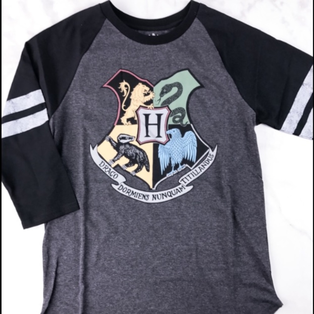 Harry Potter Hogwarts Crest Baseball Raglan